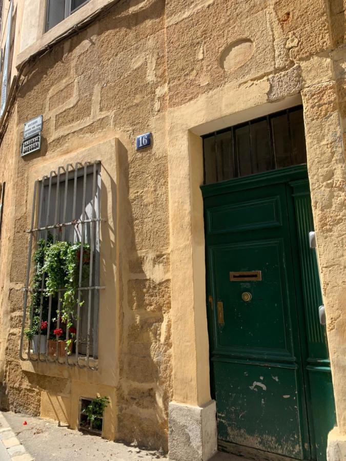 Le Madeleine Lägenhet Aix-en-Provence Exteriör bild